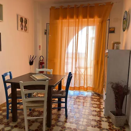 Emma's Isola delle Femmine